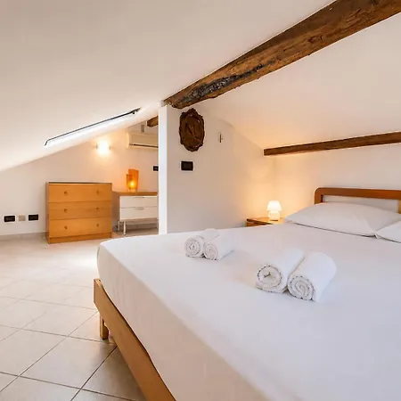 Apartment Hostdomus - La Terrazza Sul Mare